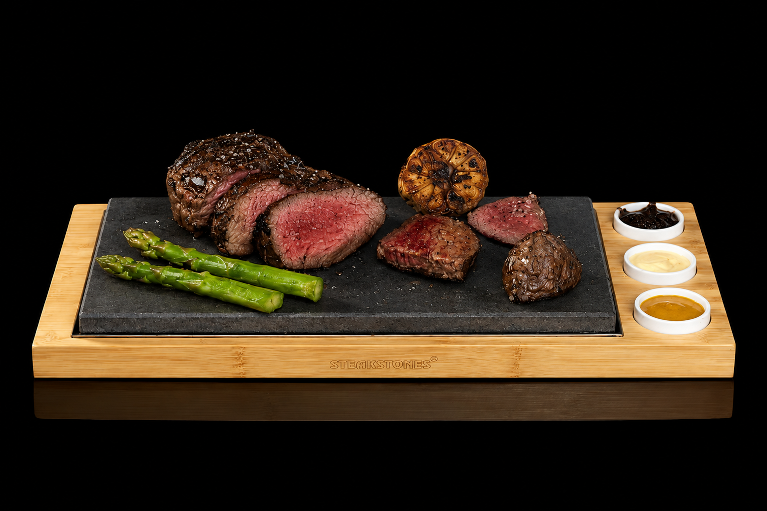 The Steak Sharer & Sauces Set